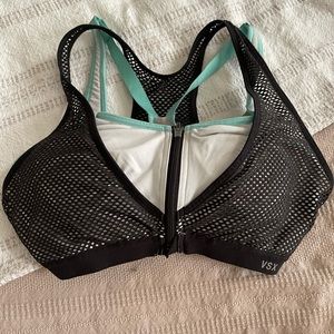 Victoria’s Secret Sports Bra 34D